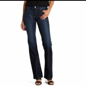 NWT Women's Fidelity Belladonna Tao Blue Jeans